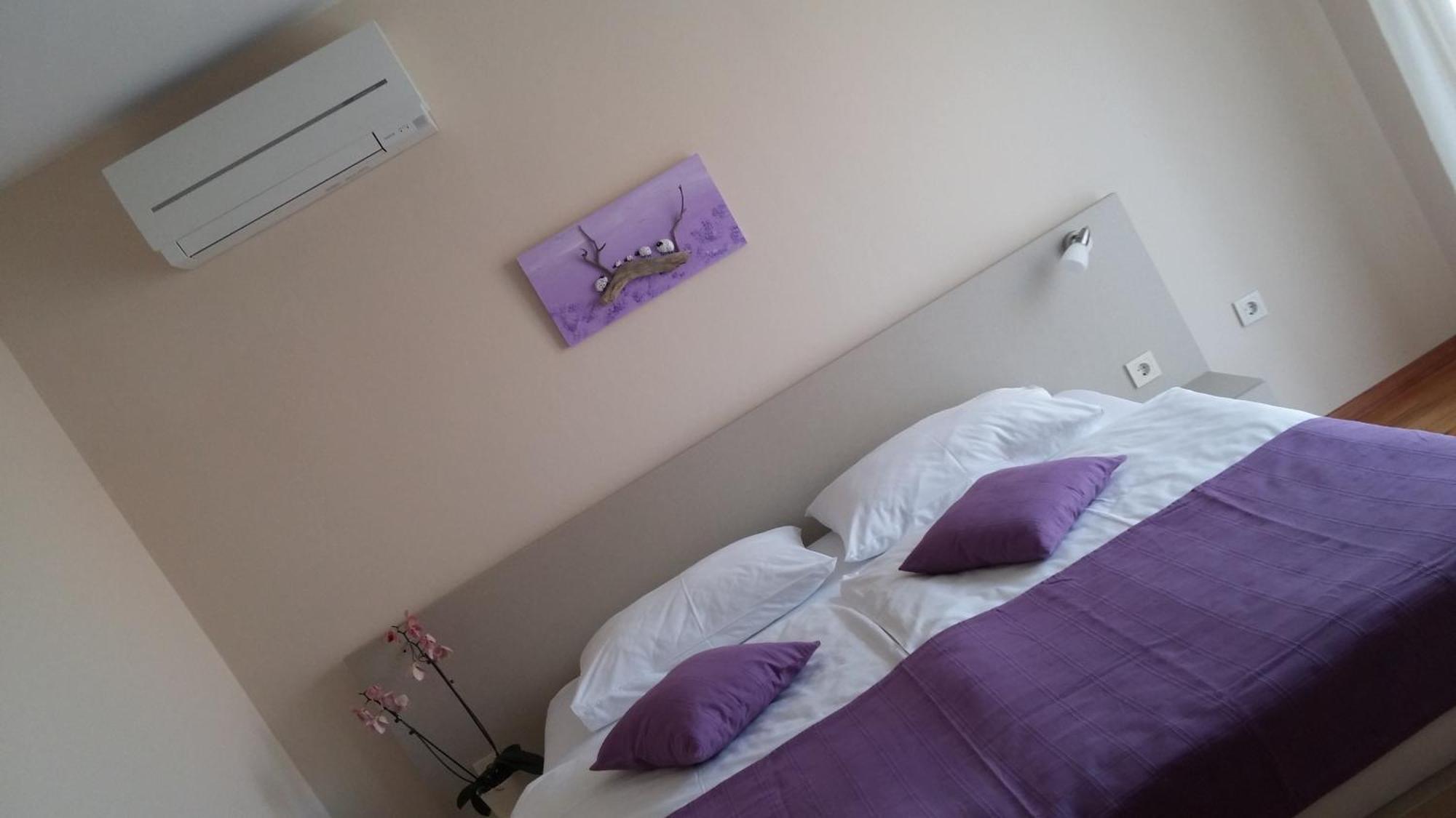 Rooms Vukusic Rab Town Quarto foto